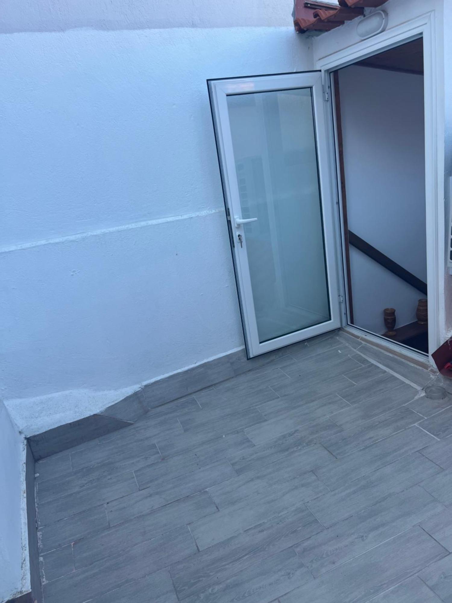 Appartamento Charming House Pogradec Esterno foto