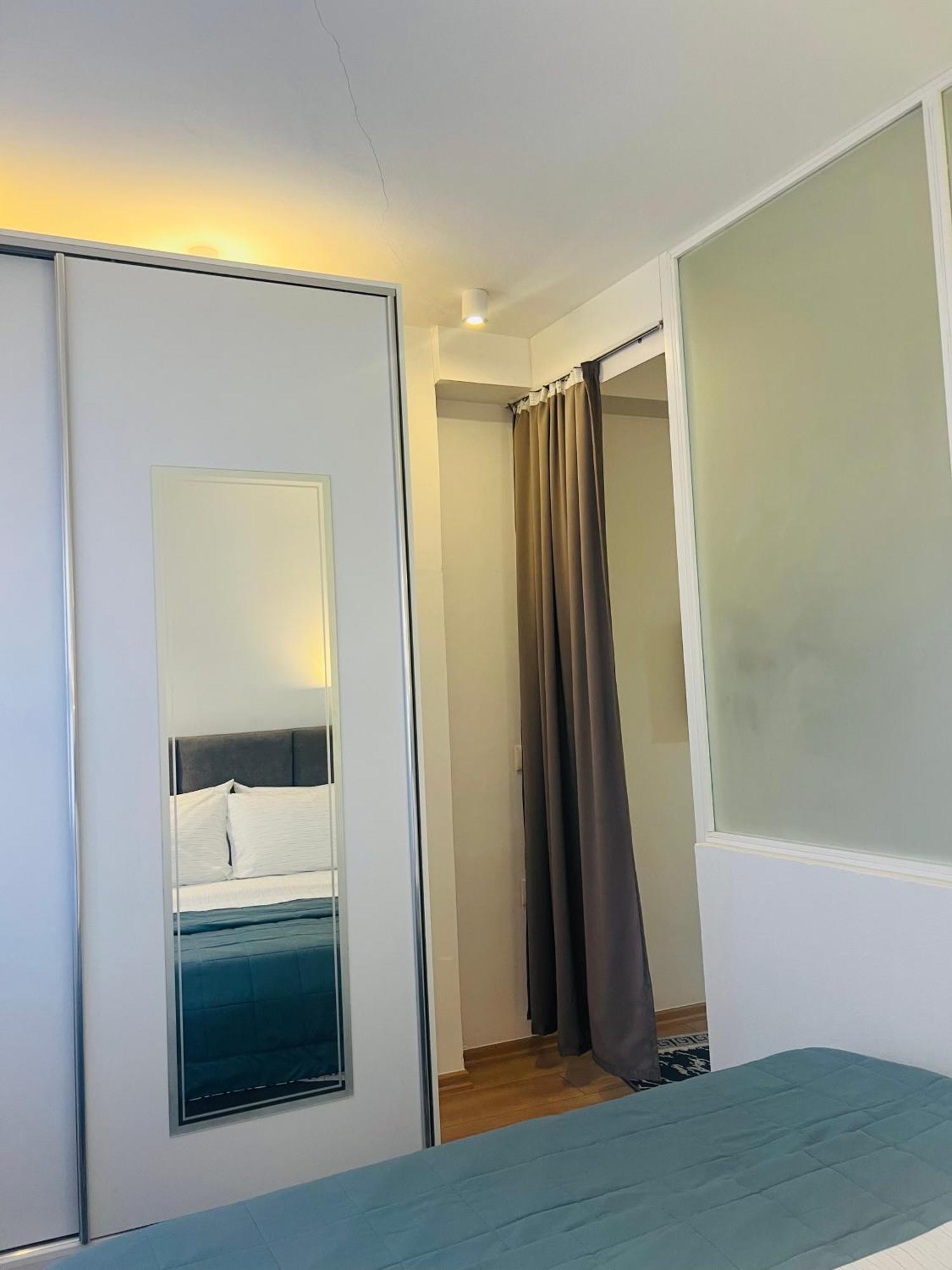 Appartamento Charming House Pogradec Esterno foto